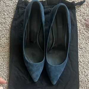 Theory Braxia Pumps- Elegant Navy Suede Heels